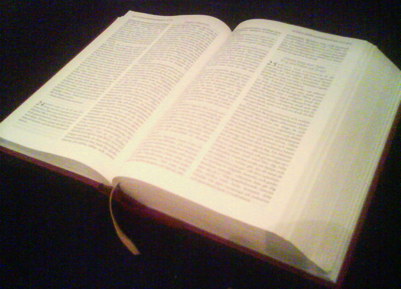 1280px-holy_bible