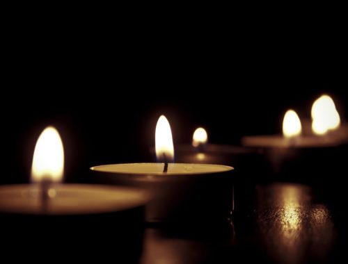 candles-209157_1280