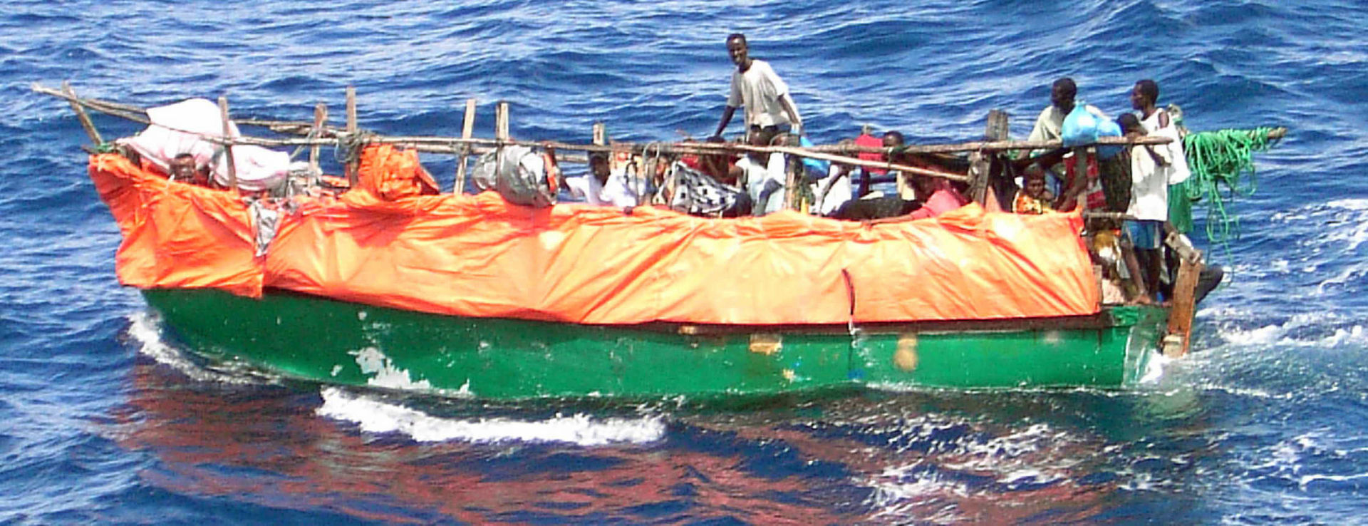 somali_refugee_boat