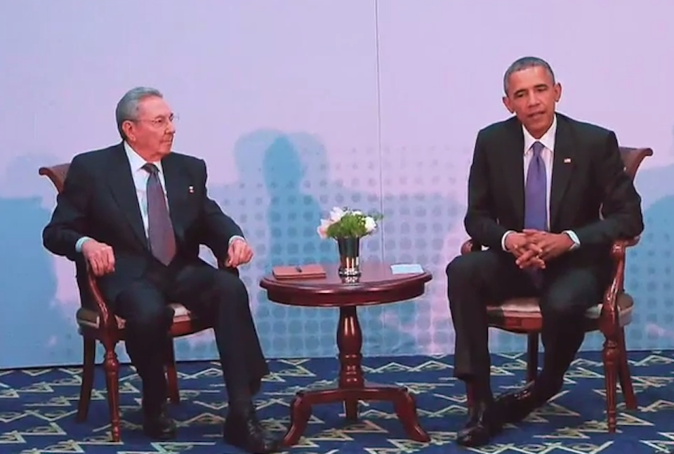 president_obama_meets_with_president_castro
