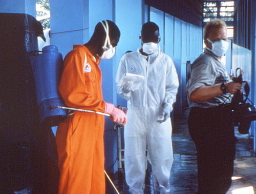 12737_phil_disinfection_ebola_outbreak_1995