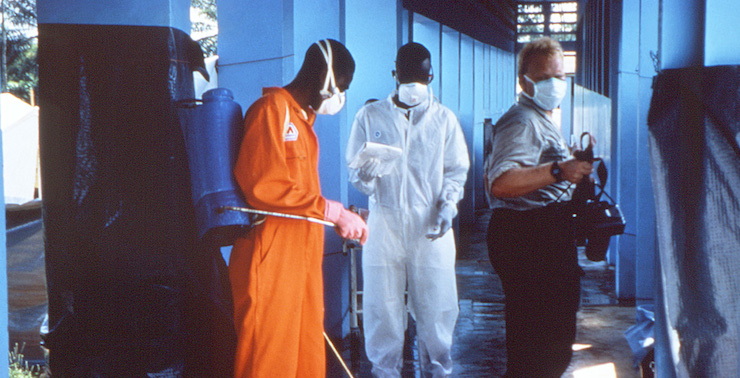12737_phil_disinfection_ebola_outbreak_1995