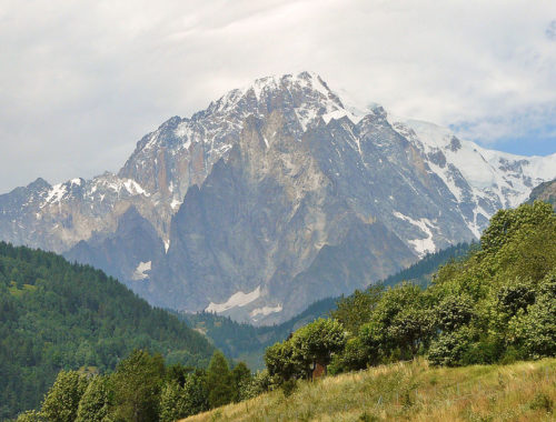 1200px-mont_blanc_from_aosta_valley