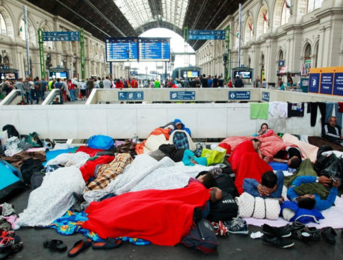 refugees_budapest_keleti_railway_station_2015-09-04