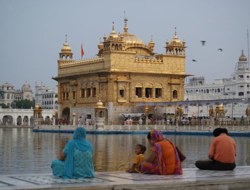 1200px-golden_temple_of_amritsar_punjab_india