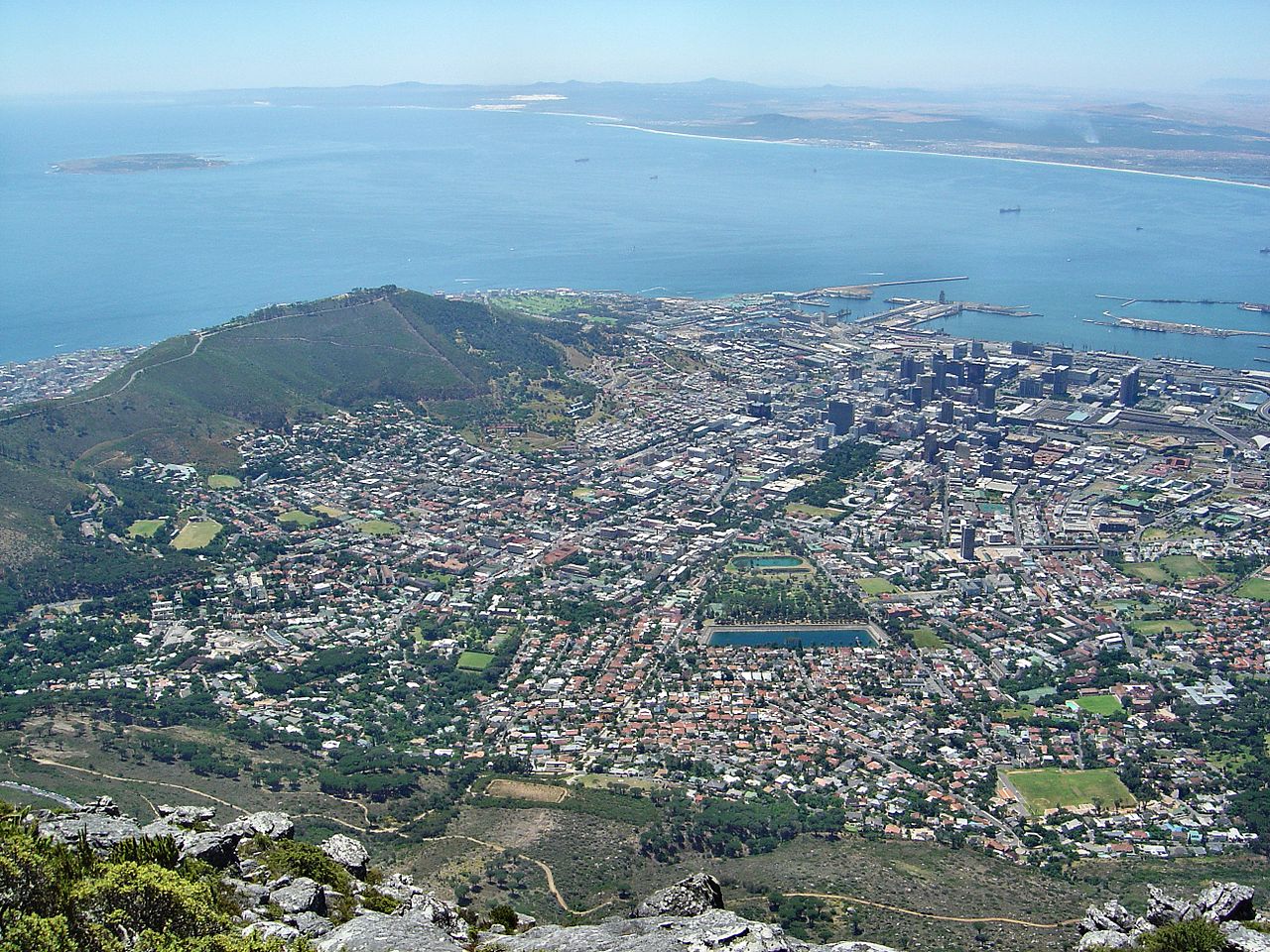 1280px-cape_town_and_robben_island_seen_from_table_mountain