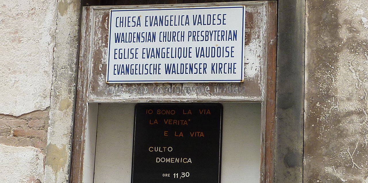 1280px-chiesa_evangelica_valdese_venice1