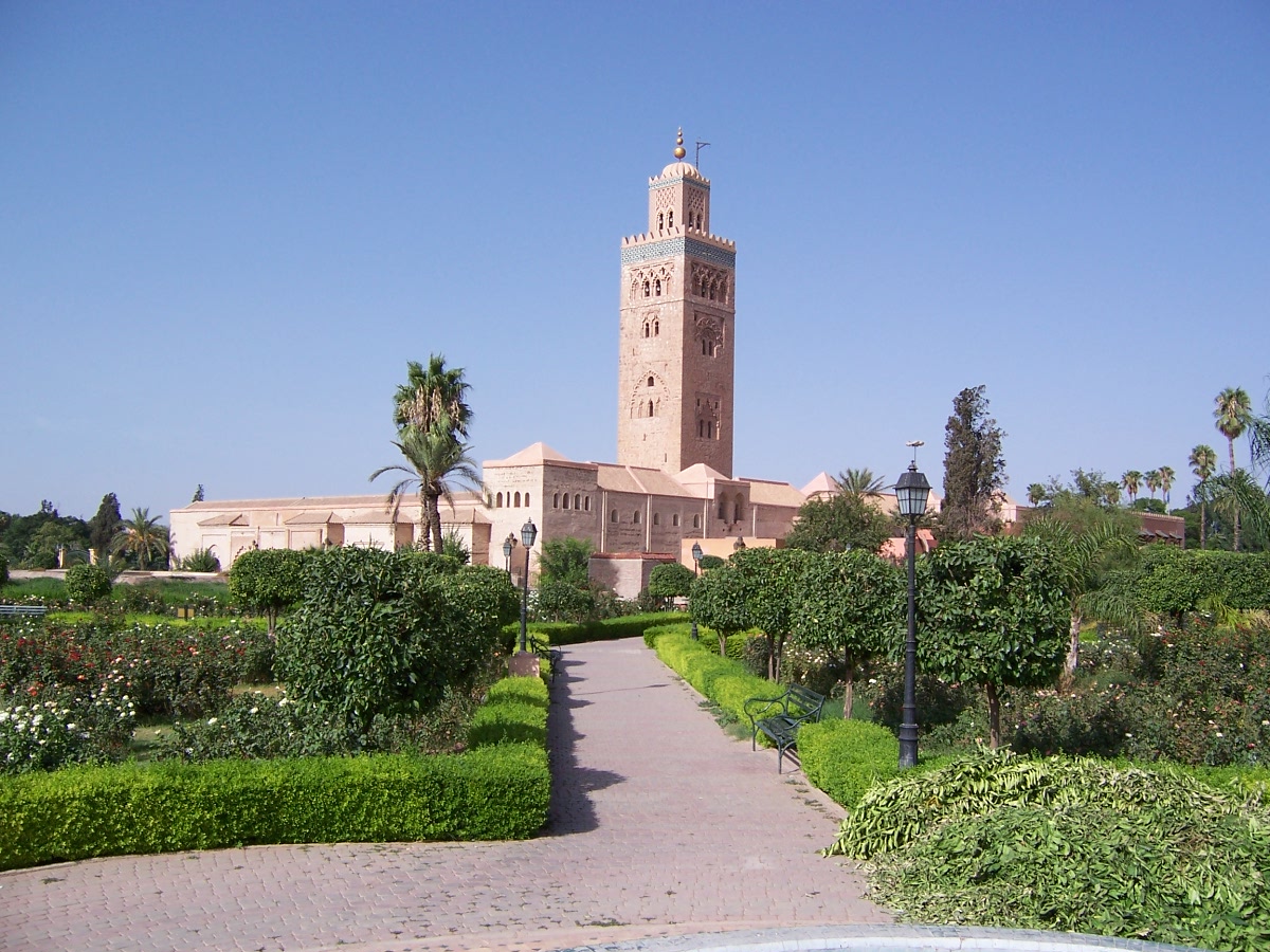 moroccomarrakech_koutoubia_mosquefromgarden1