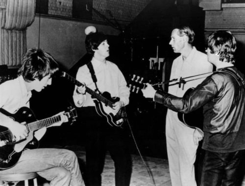 beatles_and_george_martin_in_studio_1966