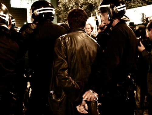 1200px-rioting_after_nicolas_sarkozys_election_place_de_la_bastille_paris_-_20070508-04