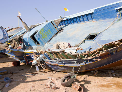 clandestine-boats-in-lampedusa-000040307996_large