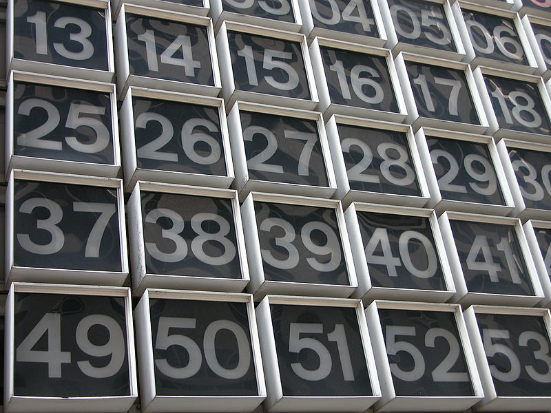 800px-numbers_grid_in_ny