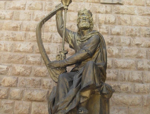 jerusalem_mount_sion_king_david_statue_2