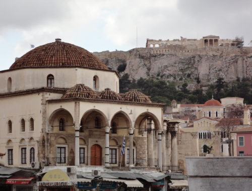 tzisdarakis_mosque_and_akropolis_in_monastiraki