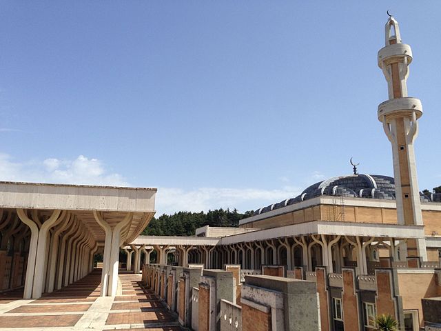 640px-moschea_di_roma_30