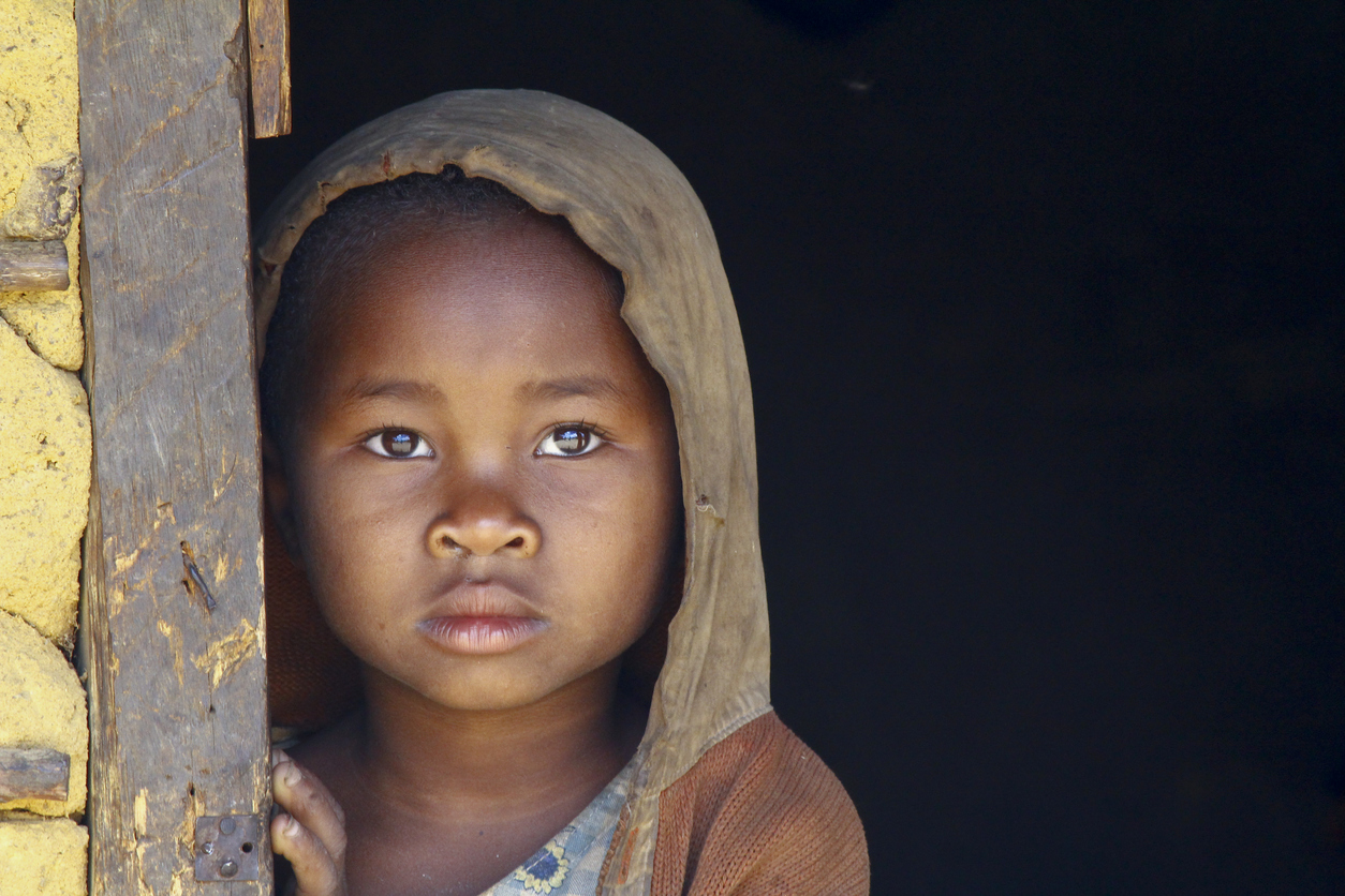 madagascar-shy-and-poor-african-girl-with-headkerchief-528182963_1255x837