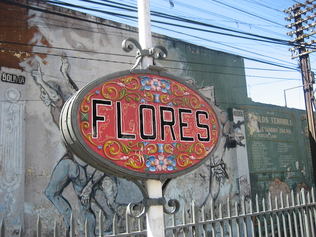 estacion_flores_buenos_aires_-_cartel_nomenclador_artistico
