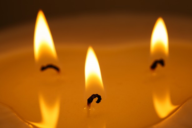 three-candle-flames-1431851138otn