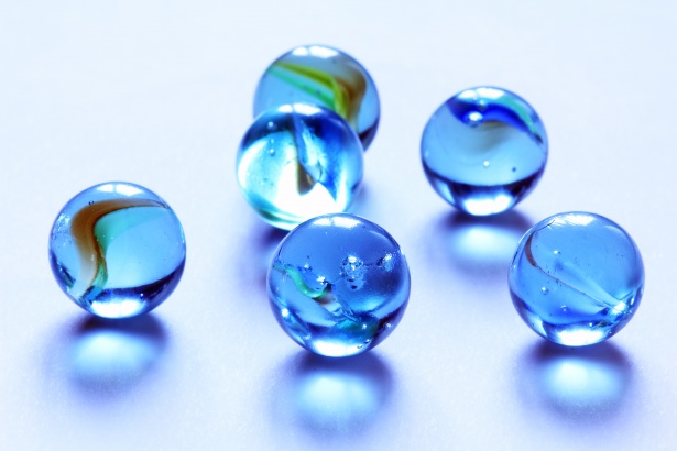 coloured-glass-marbles
