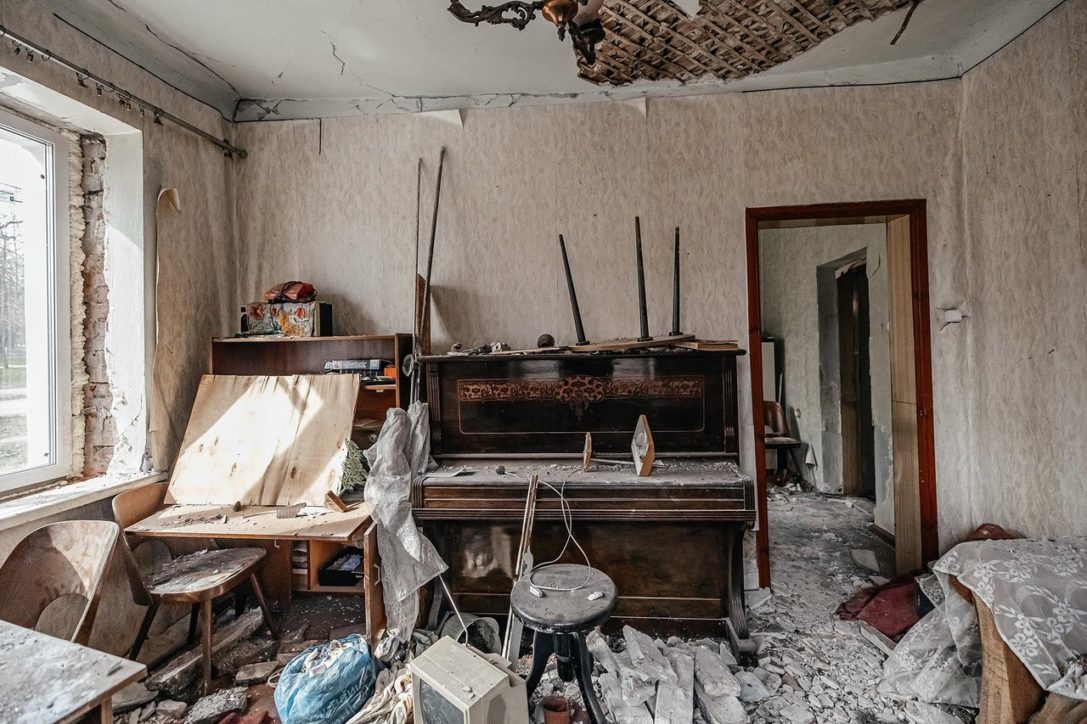 ukraine-reconstruction-living-room